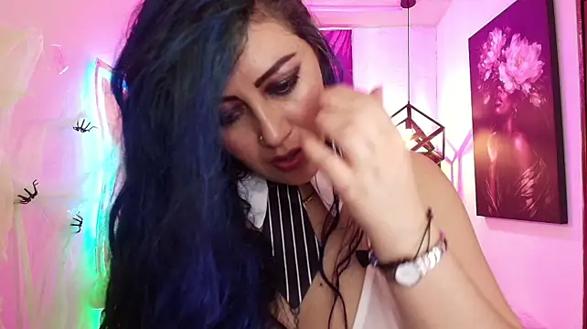 scarleth_bluen Webbikameraesitys