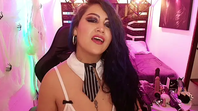scarleth_blue's Webcam Show
