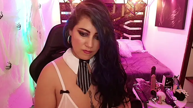 scarleth_blue's Webcam Show