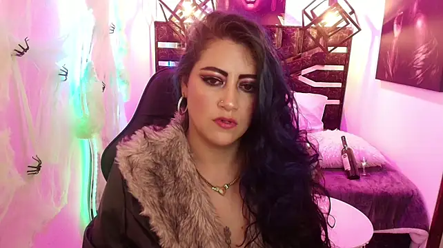 scarleth_blue's Webcam Show
