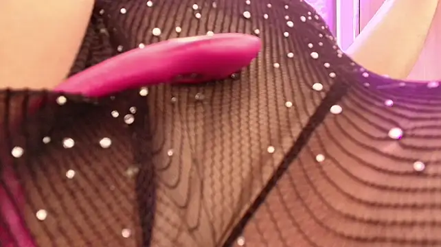 scarleth_blue's Webcam Show