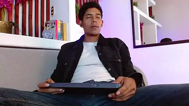 Show de Kyros_leonidas na webcam