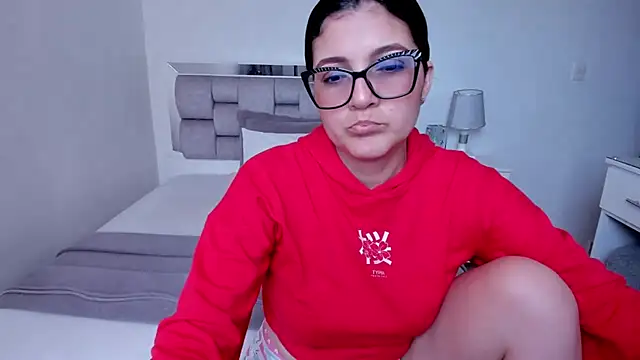Camilaa_bueno: απευθείας συνομιλία ΧΧΧ