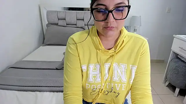Camilaa_bueno – Live XXX-chat