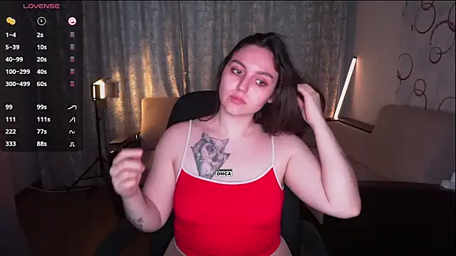 Chat +18 de Hoot_owl_cb ao vivo