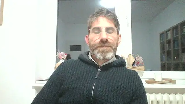 alcatraz009 Show in webcam
