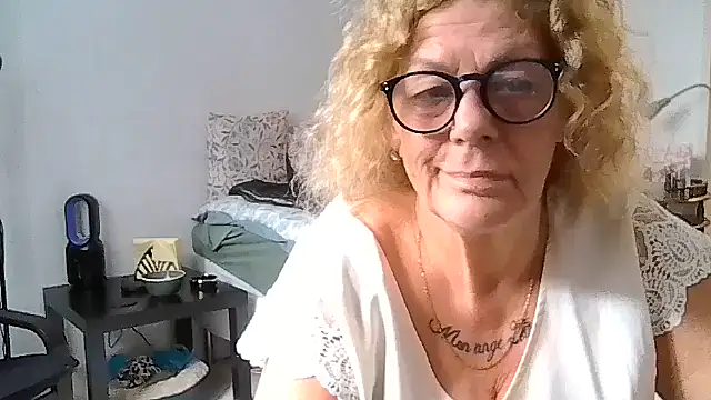 belgianshantie Chat XXX in diretta