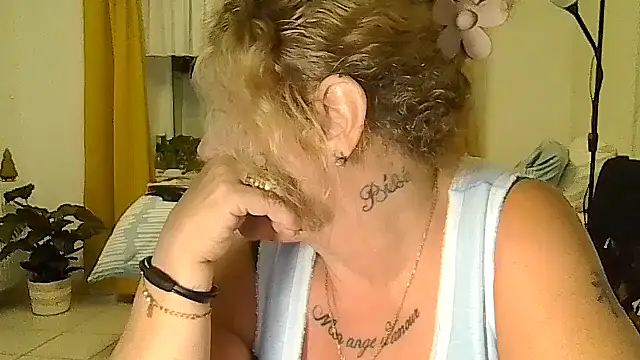 belgianshantie Live XXX-Chat