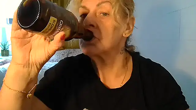 XXX chat uživo modela belgianshantie