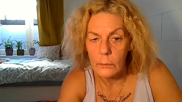 belgianshantie Chat XXX live