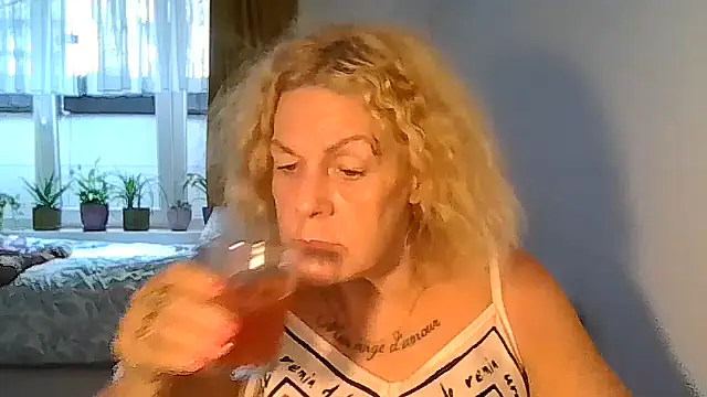 belgianshantie Chat XXX in diretta