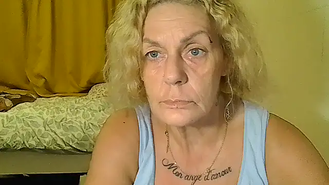 XXX chat uživo modela belgianshantie