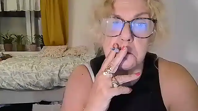 צ'אט XXX בשידור חי של belgianshantie