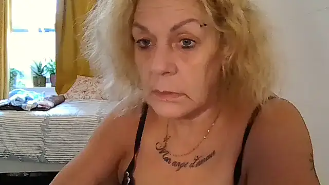 belgianshantie's Live XXX Chat