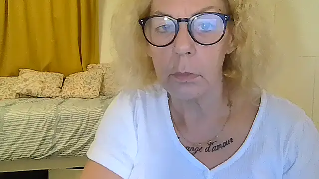 belgianshantie's Live XXX Chat