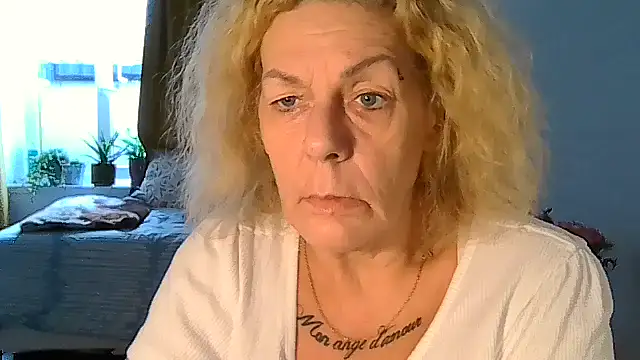 הופעת וובקאם של belgianshantie