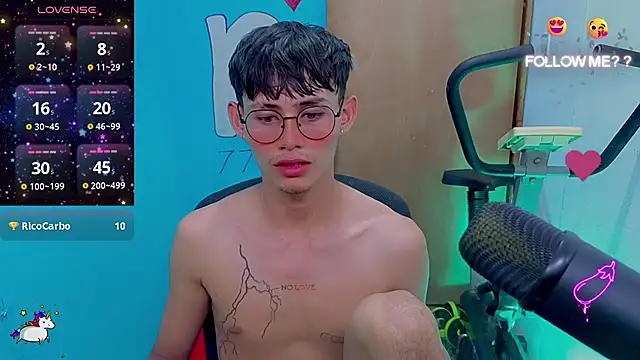 Pokazy przed kamerką – tanjiro_cute