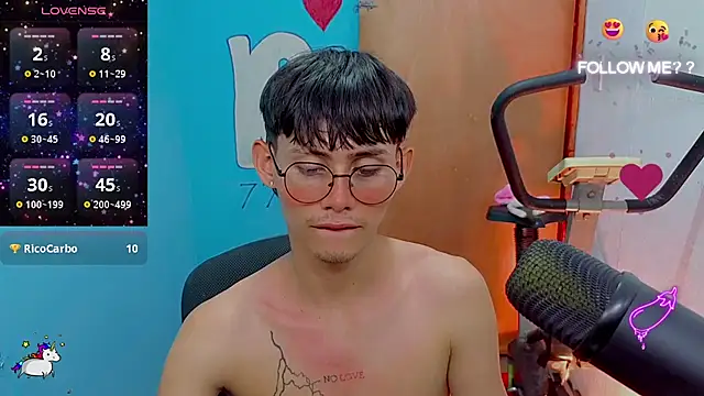 Show de tanjiro_cute na webcam