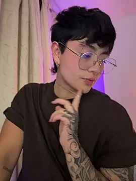 Chriss_gomez2's Webcam Show