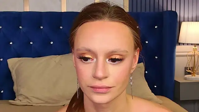 RebeccaMartons élő XXX-chatje