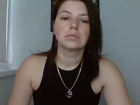 Show modela Naughty_Nata na web-kameri