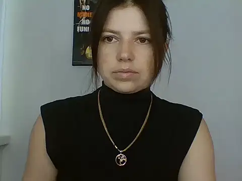 Chat +18 de Naughty_Nata ao vivo