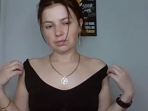 دردشة Naughty_Nata الجنسية المباشرة