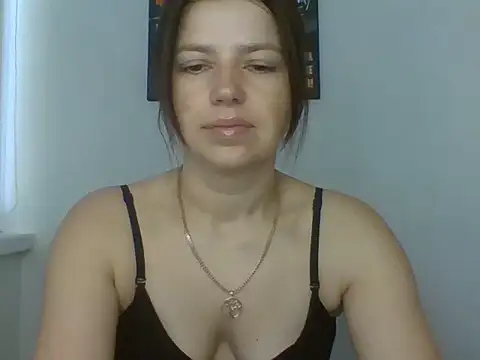 Naughty_Nata webkamerás műsora