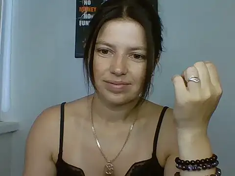 Naughty_Nata – Naživo XXX chat