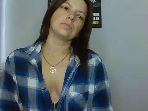 XXX chat uživo modela Naughty_Nata