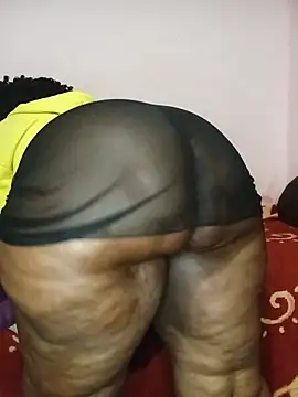 Sweetblackassxxx505's Webcam Show