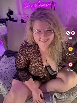 CurvyAnonymousGirl89 Webcam-Show