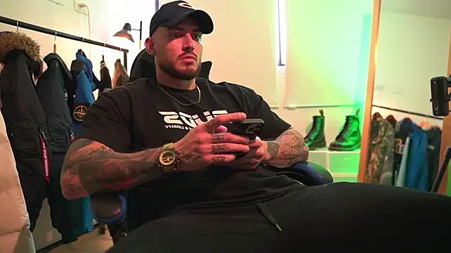 DimitriSullivan_ – webcam-show