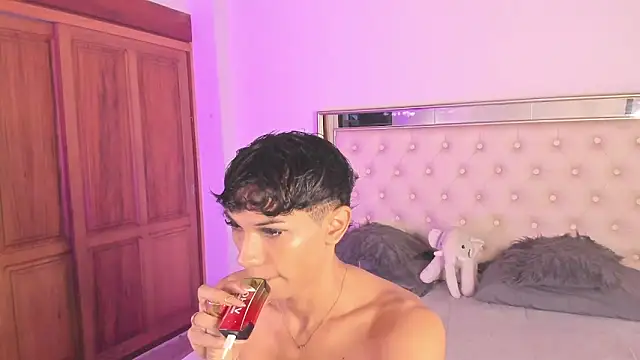 im_sebaslopez's Webcam Show