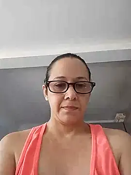 nicolle_milf1978's Live XXX Chat