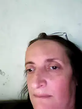 Ulyana396 Chat XXX in diretta