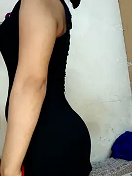 xpihu's Live XXX Chat