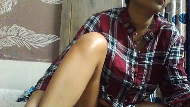 shalini_fire live XXX chat