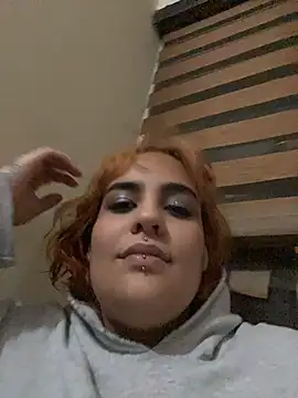 name_less_lulu Pertunjukan Webcam