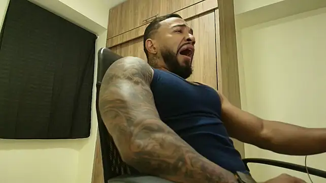 bruno_miller_ Webcam Show