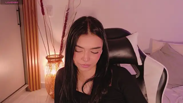Chat +18 de AnabelWolf ao vivo