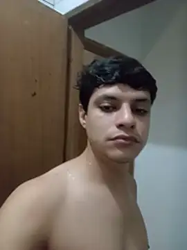 luisfelipe180's Webcam Show