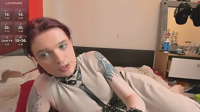 Simona_Rain Webcam Show
