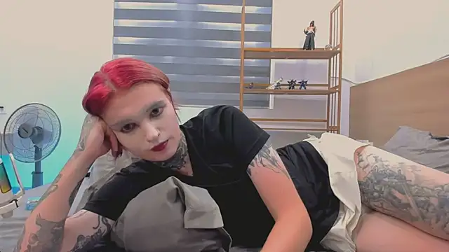 הופעת וובקאם של Simona_Rain
