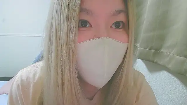 Remi_official's Live XXX Chat