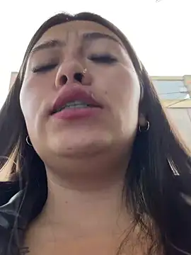 LIZ-06_ webkamerás műsora