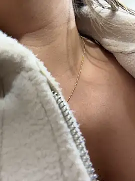 LIZ-06_ webkamerás műsora