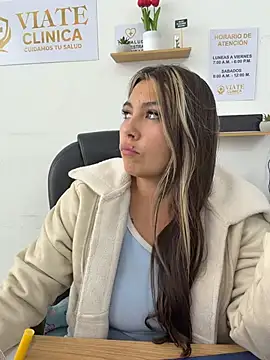 LIZ-06_'s Webcam Show