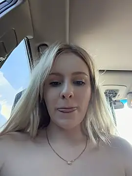CaseyCumFace webcam show
