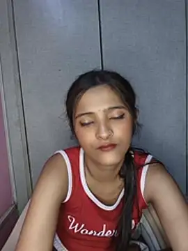 แชท XXX สดของ KittyBby14